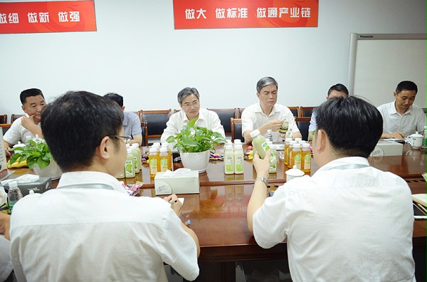 市委副书记朱民调研苏州金记食品