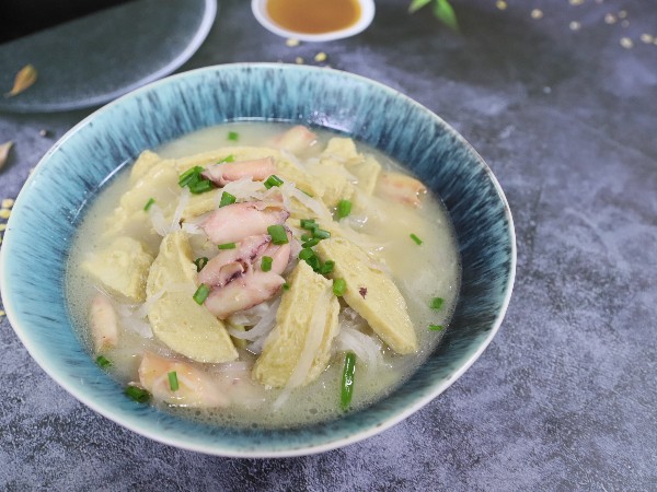 舌尖上的老相食（金记食品）丨乌仔烩素鸡