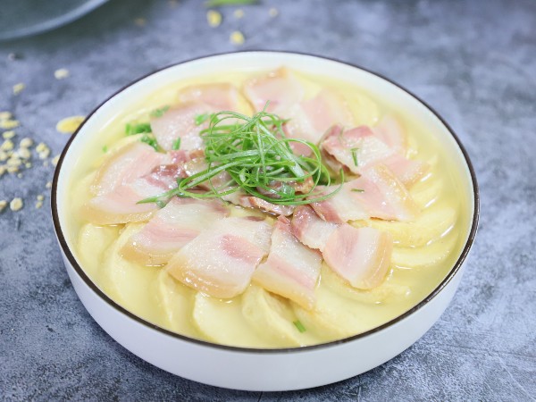 金记大厨房丨咸肉蒸素鸡