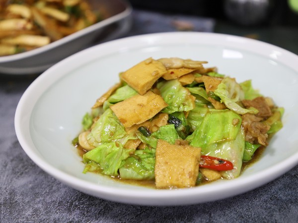 舌尖上的老相食---白茶干小炒